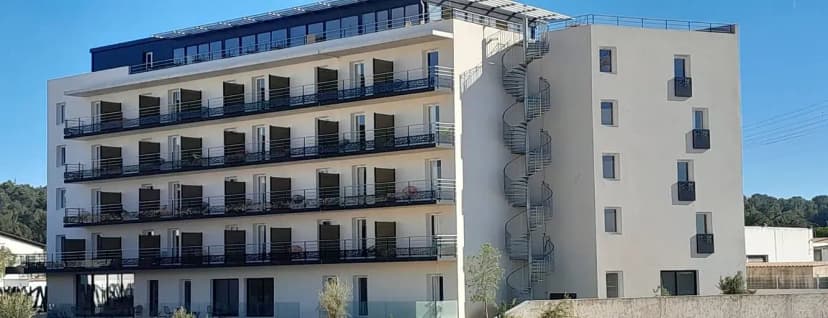 GOLDEN TULIP MARTIGUES - PROVENCE — photo 1