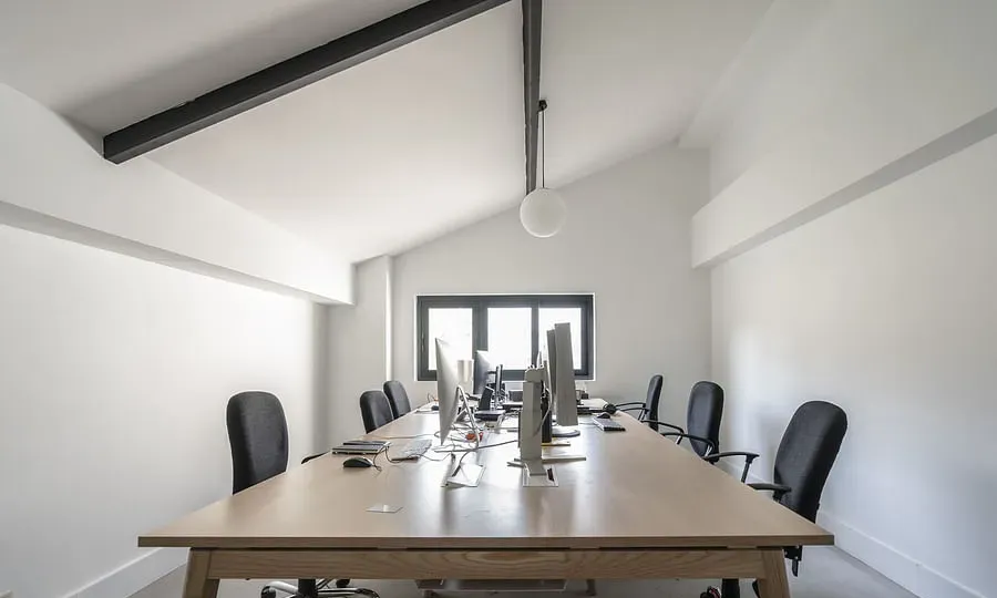 La Piscine Studio – Espace évènementiel, lieu de tournage et bureaux à louer — photo 3