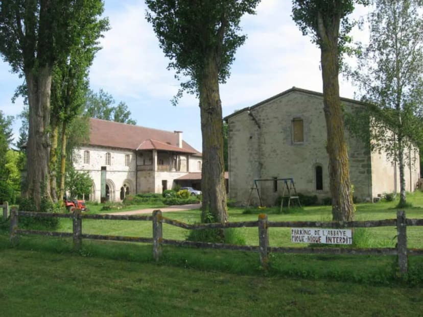 Abbaye Saint Gilbert - Salles de réception - Chambres d'hôtes — photo 1