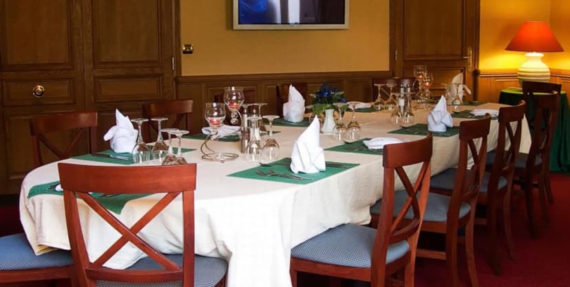 Hôtel Restaurant Bleu France Éragny Cergy — photo 2
