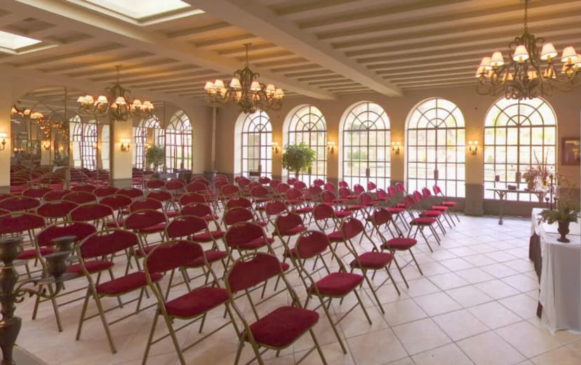 Château de Courban & Spa Nuxe - Château Hôtel en Bourgogne — photo 3