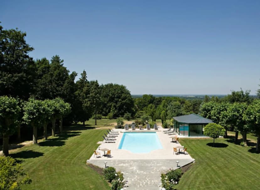 Château Mont Joly Hotel Restaurant Dole, Jura — photo 4
