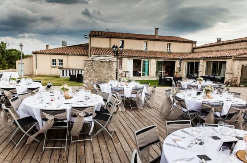 Restaurant - Hotel Le Mas de Baumes — photo 1