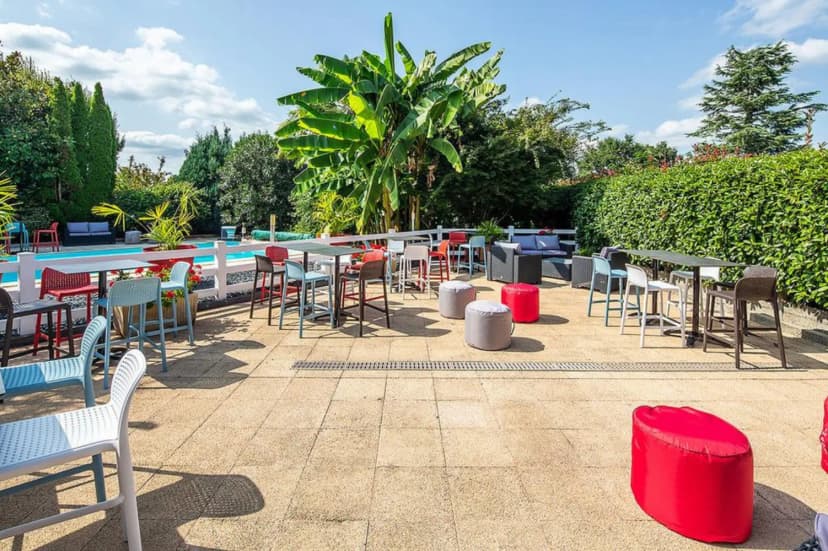 CARRÉ PAU AIRPORT HOTEL — photo 5