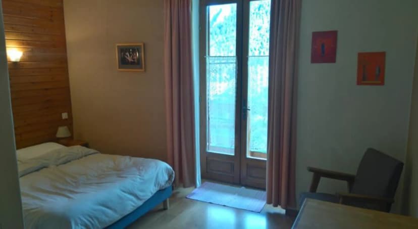 Hôtel** Les 5 Saisons — photo 3