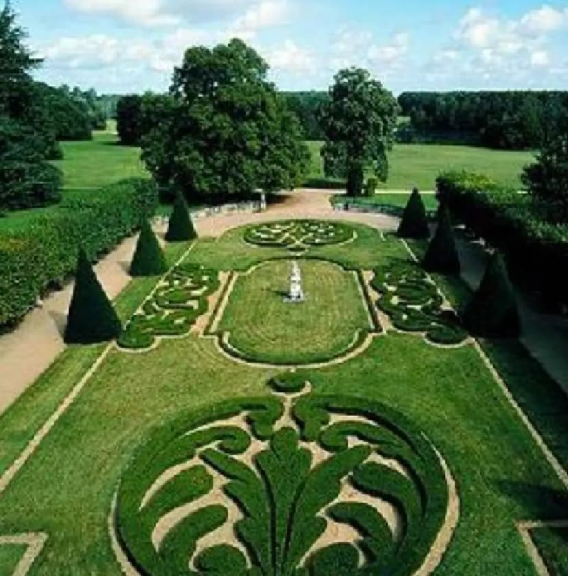 Château de Bouges — photo 3