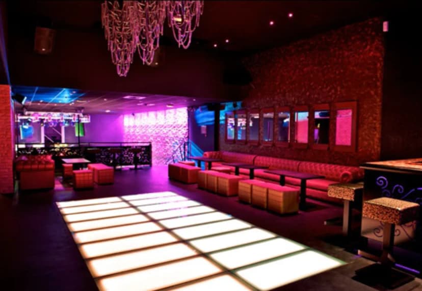 The Club Suite — photo 2