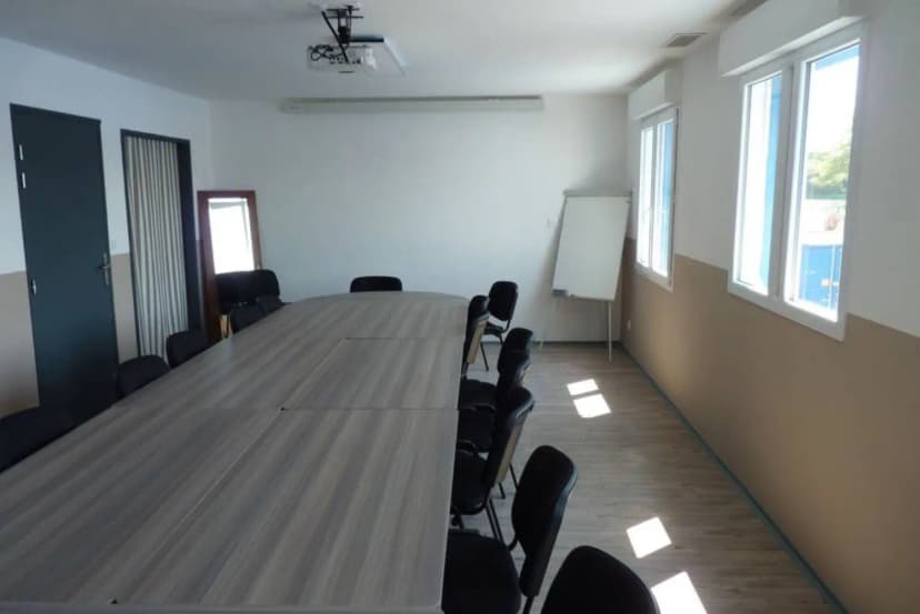 Blue Working - Location bureaux, domiciliation entreprise les Sables d'Olonne — photo 3
