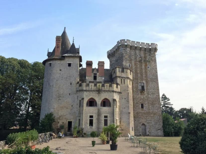 Château de Saint-Loup-sur-Thouet — photo 4