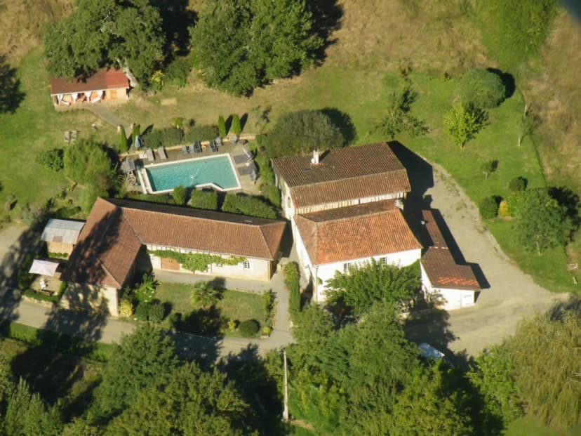 Logis Hôtel le Relais du Bastidou — photo 1