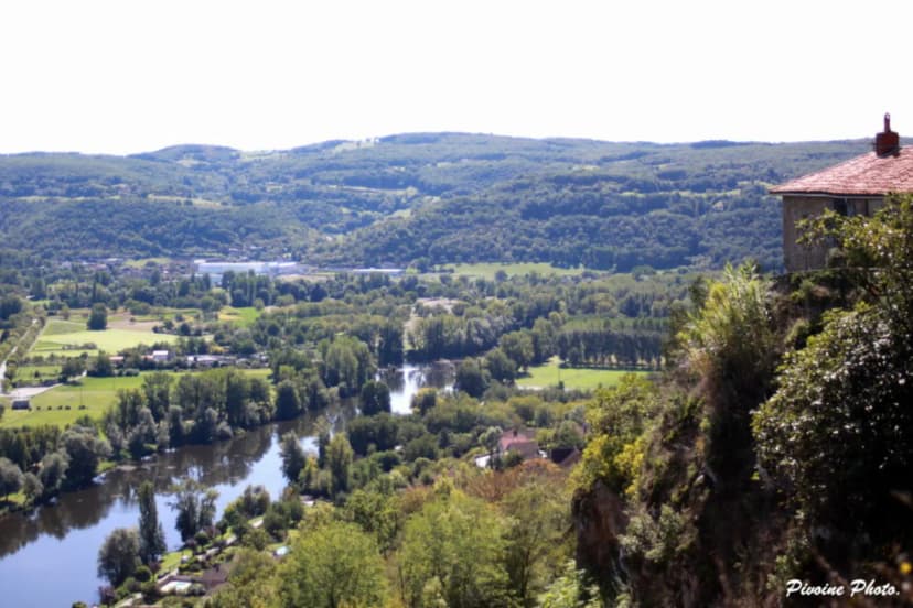 Hotel "Le Relay De La Tour" — photo 3