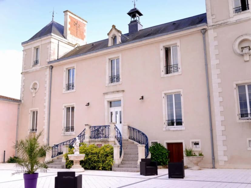 Château de la Sebrandière — photo 1