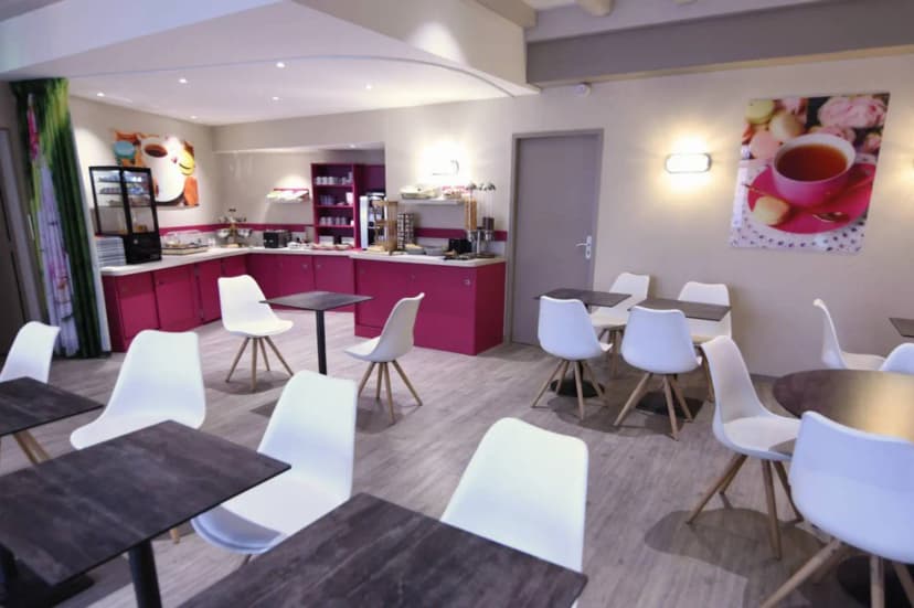 The Originals City, Hôtel Le Boeuf Rouge, Saint-Junien (Inter-Hotel) — photo 4