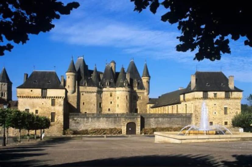 Château de Jumilhac and gardens — photo 1