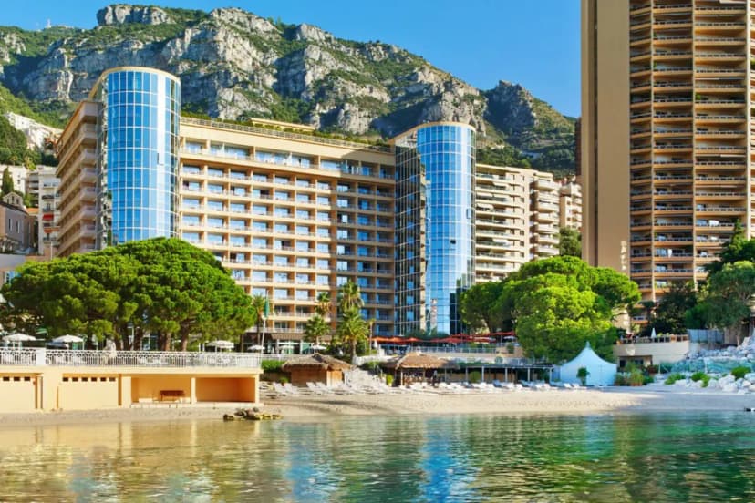 Le Méridien Beach Plaza — photo 1