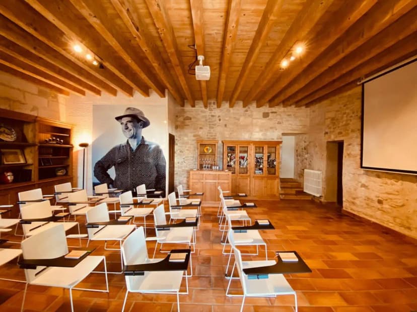 Domaine de Méjanes — photo 1