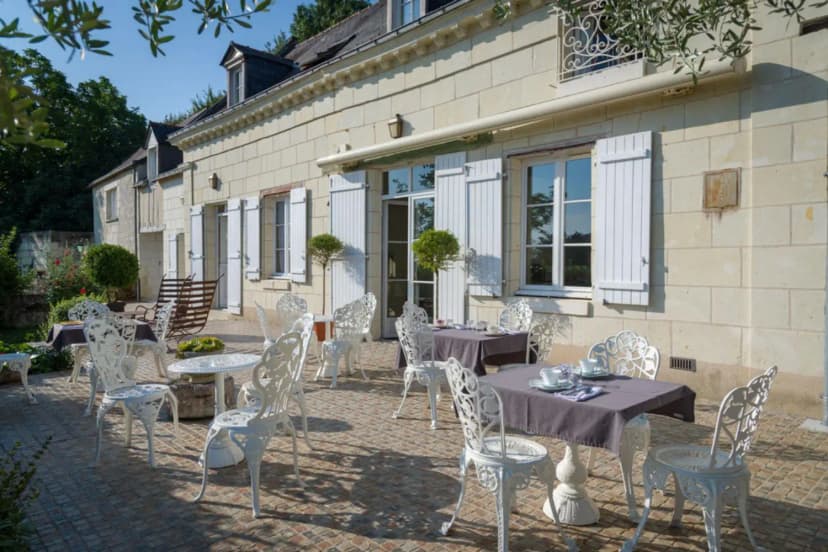 Logis Hôtel Demeure de la Vignole — photo 1