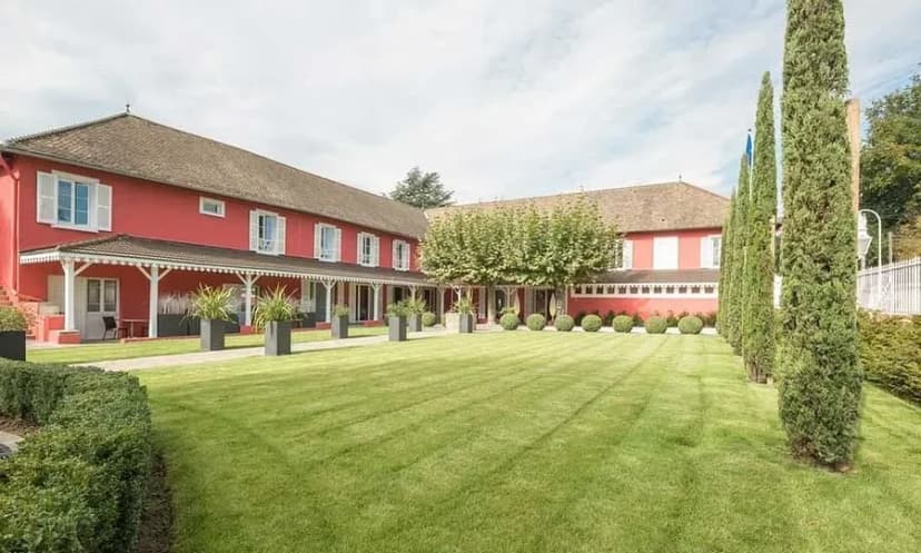 Hotel Les Maritonnes Parc Vineyard Restaurant Rouge & Blanc — photo 1
