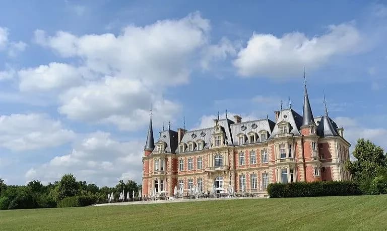 Les Fontaines — photo 1