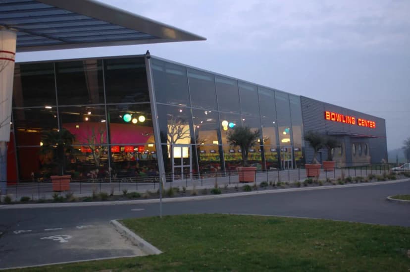 Bowling Cap Malo Centre — photo 1