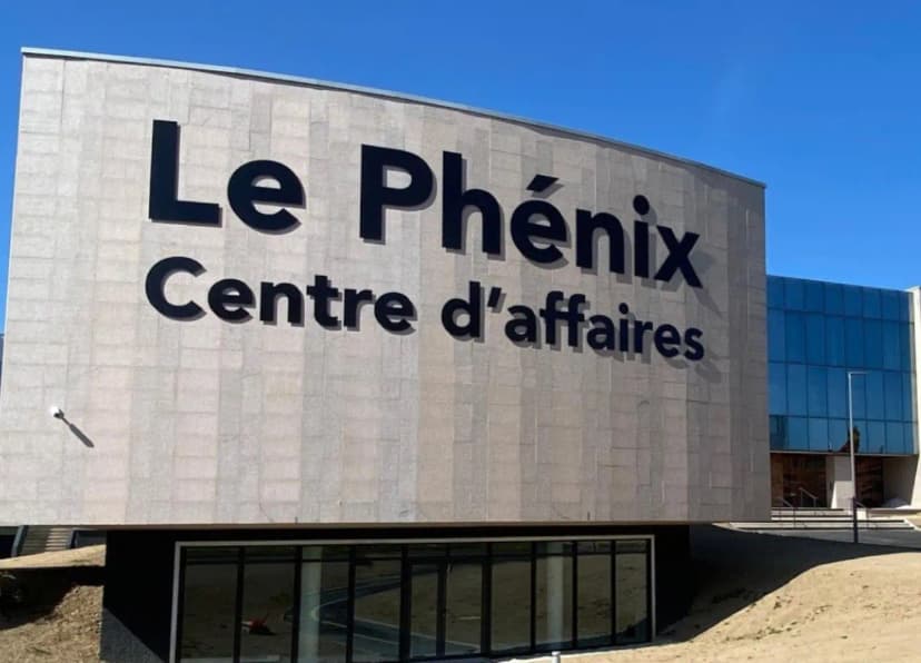 CENTRE D'AFFAIRES LE PHÉNIX — photo 1