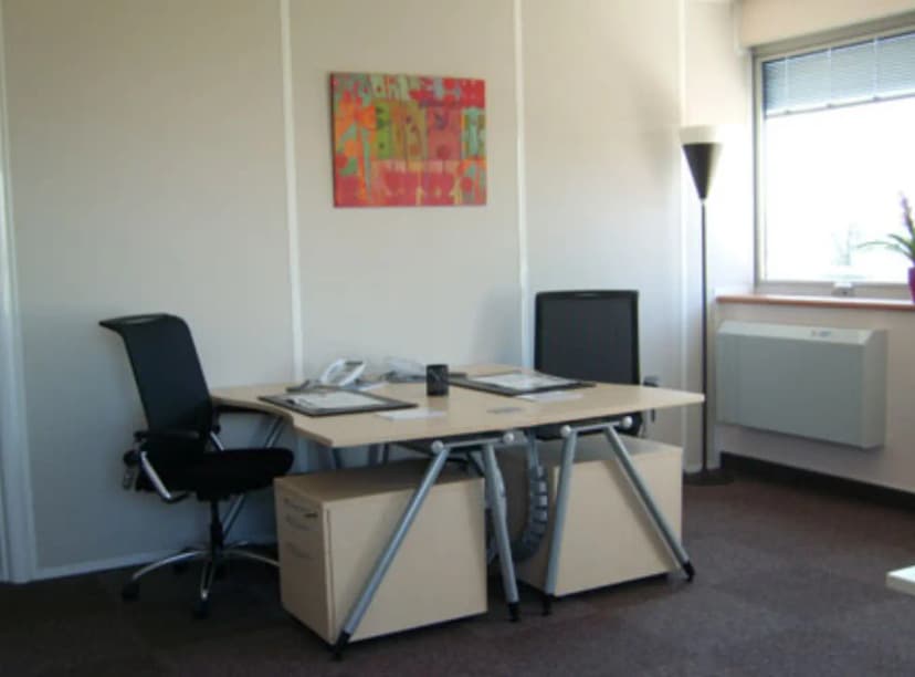 HQ by Regus- Toulouse Blagnac Airport — photo 3