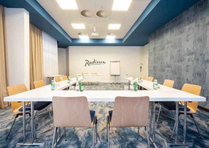 Radisson Hotel Nice Airport — photo 5