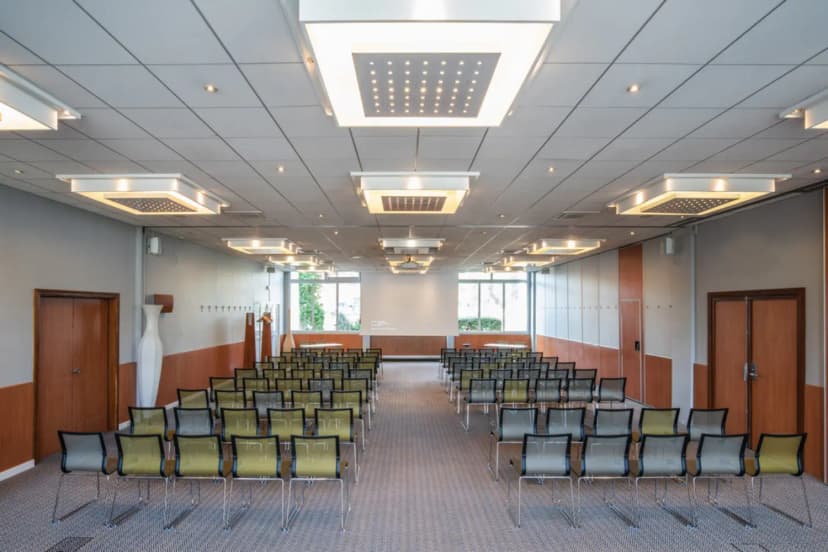 Novotel Évry-Courcouronnes — photo 3