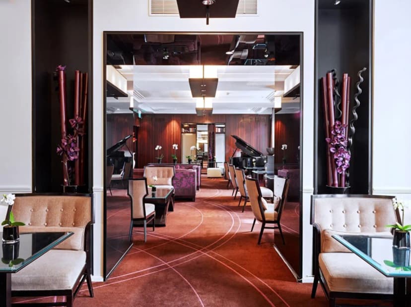 La Tremoille Hotel — photo 2