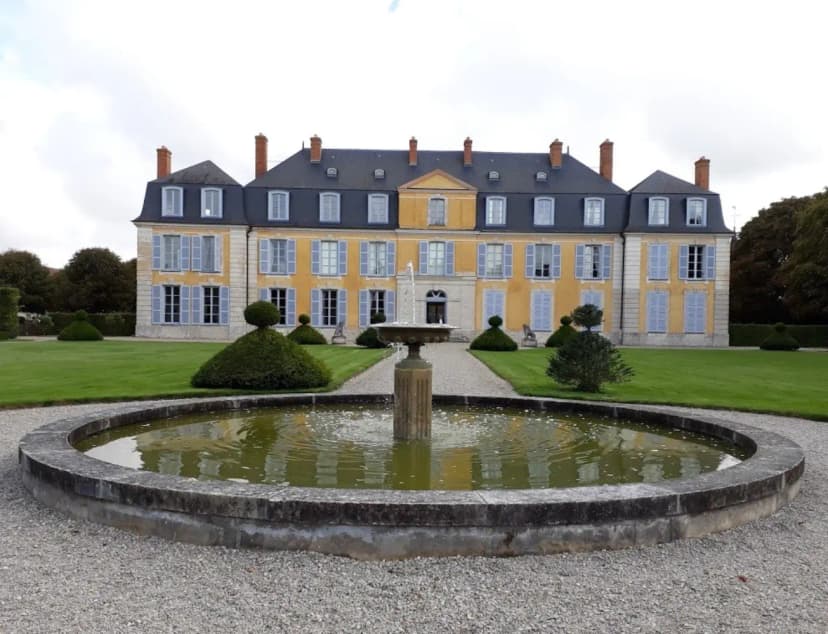 Chateau de Dommerville — photo 1
