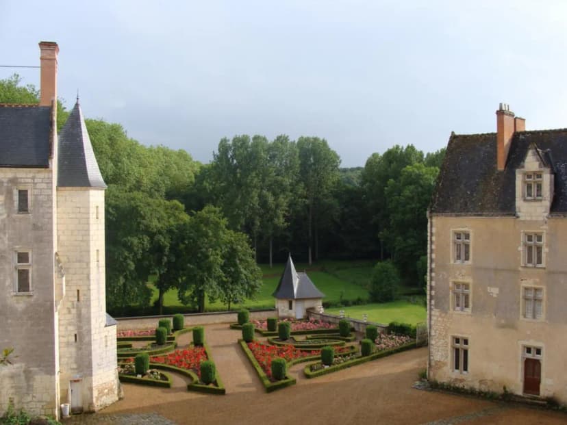 Castle Courtanvaux — photo 3