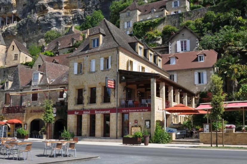 Hôtel La Roque Gageac - L'Auberge des Platanes — photo 1