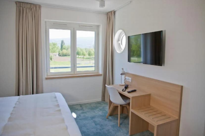 Shana Hotel And Residence — photo 5