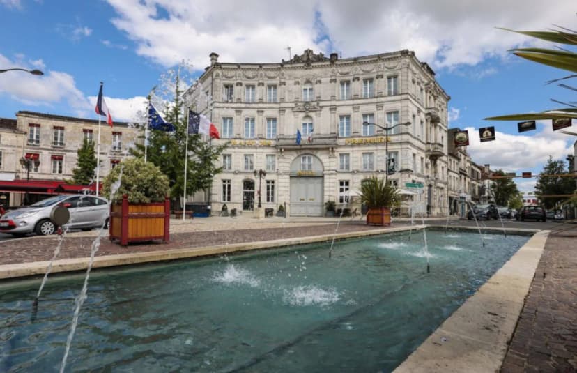 Hôtel François Premier Cognac Centre — photo 1