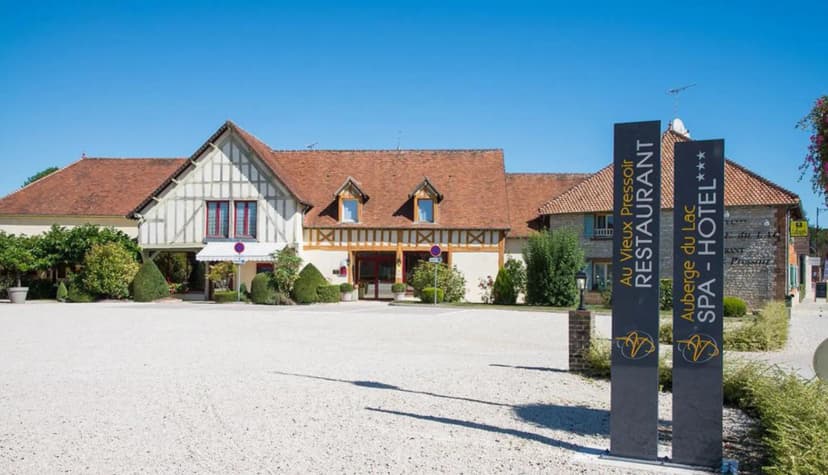 Logis Maison Gublin Auberge du Lac Rest. Au Vieux Pressoir — photo 1