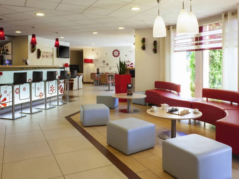 ibis Jouy-en-Josas Vélizy — photo 4