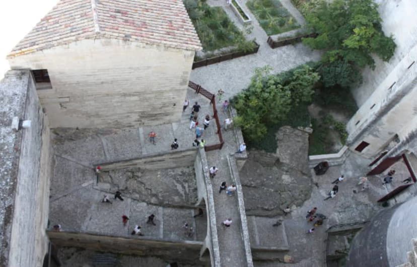 Tarascon Castle — photo 5