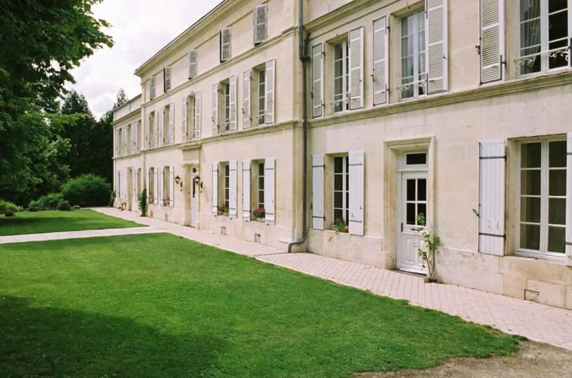 Château de Mesnac - D. du Veron Cognac — photo 5
