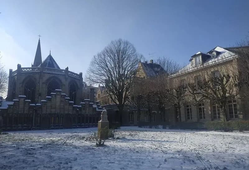 VILLAGE REILLE — photo 1