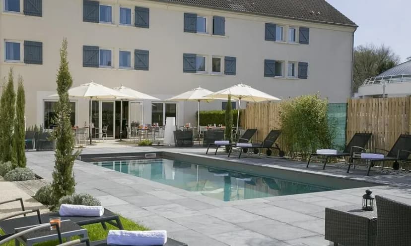 BEST WESTERN The Wish Versailles — photo 1