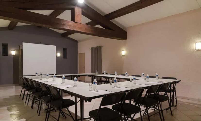 The Originals City, Hôtel du Parc, Avignon Est (Inter-Hotel) — photo 2
