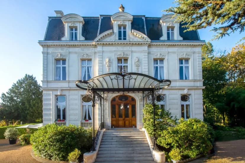 Château de Verrières ***** — photo 1
