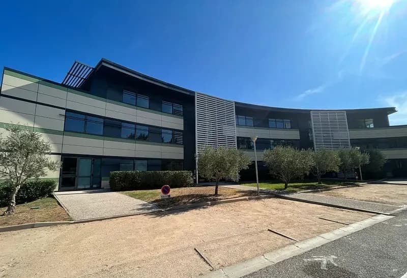 Bureaux and Co - Crossroad — photo 1
