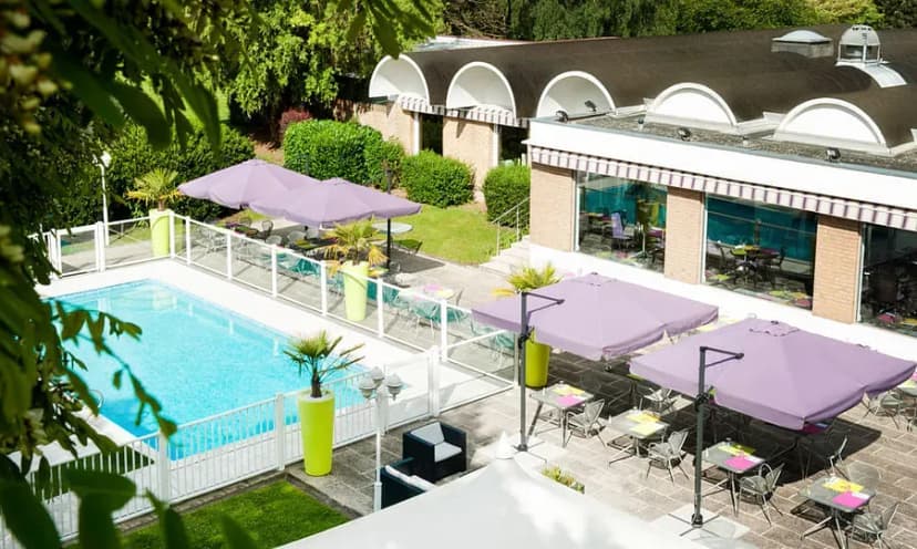 Novotel Valenciennes — photo 1