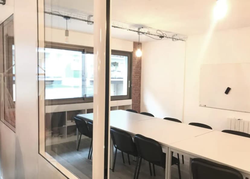 LOCOW COWORKING Mâcon Location de bureaux et Salles de réunion — photo 4