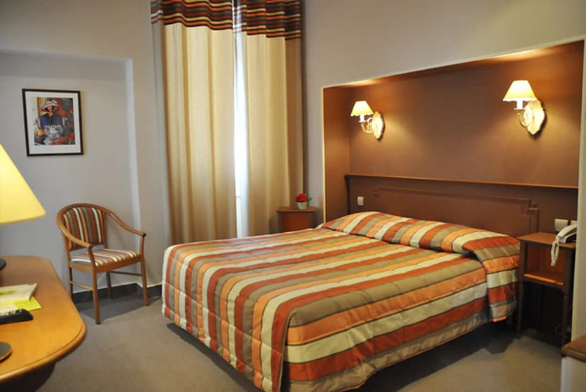 Logis Hôtel Au Grand Hôtel — photo 3