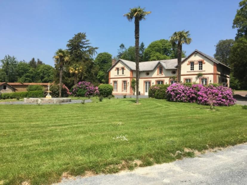 Chateau de Perron — photo 3