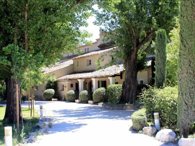 Hôtel Restaurant Le Mas de Cure Bourse — photo 1