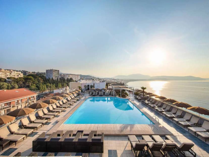 Radisson Blu Hotel, Nice — photo 1