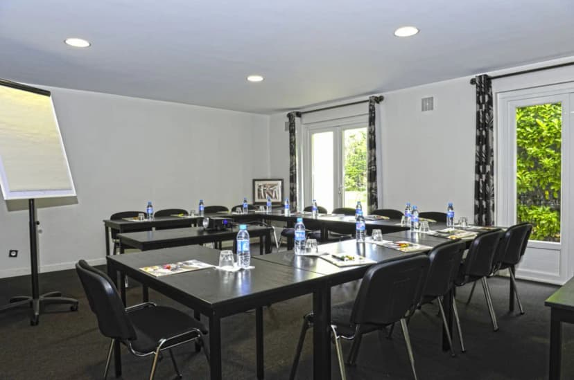 Brit Hotel Avignon Sud - Le Calendal — photo 3